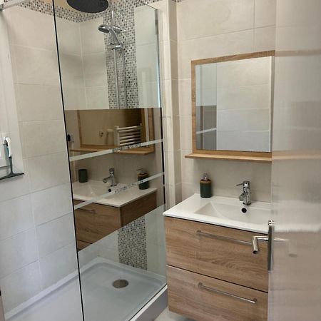 Maison 3Chambres ,Climatisee นีมส์ ภายนอก รูปภาพ
