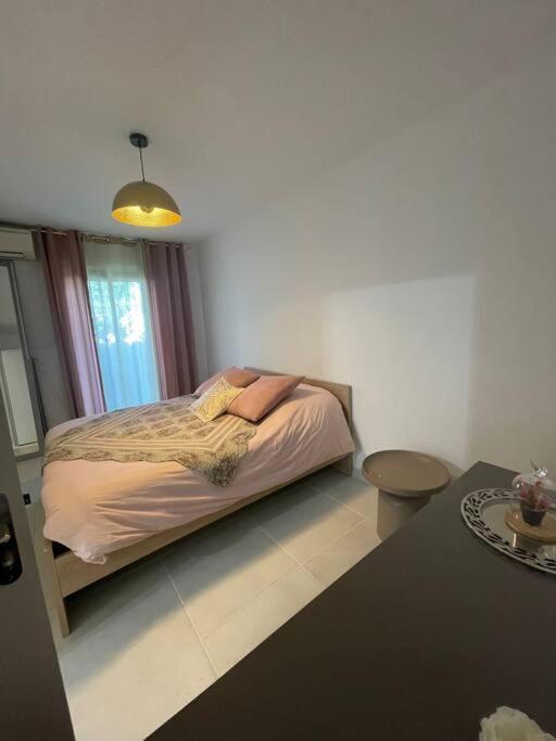 Maison 3Chambres ,Climatisee นีมส์ ภายนอก รูปภาพ